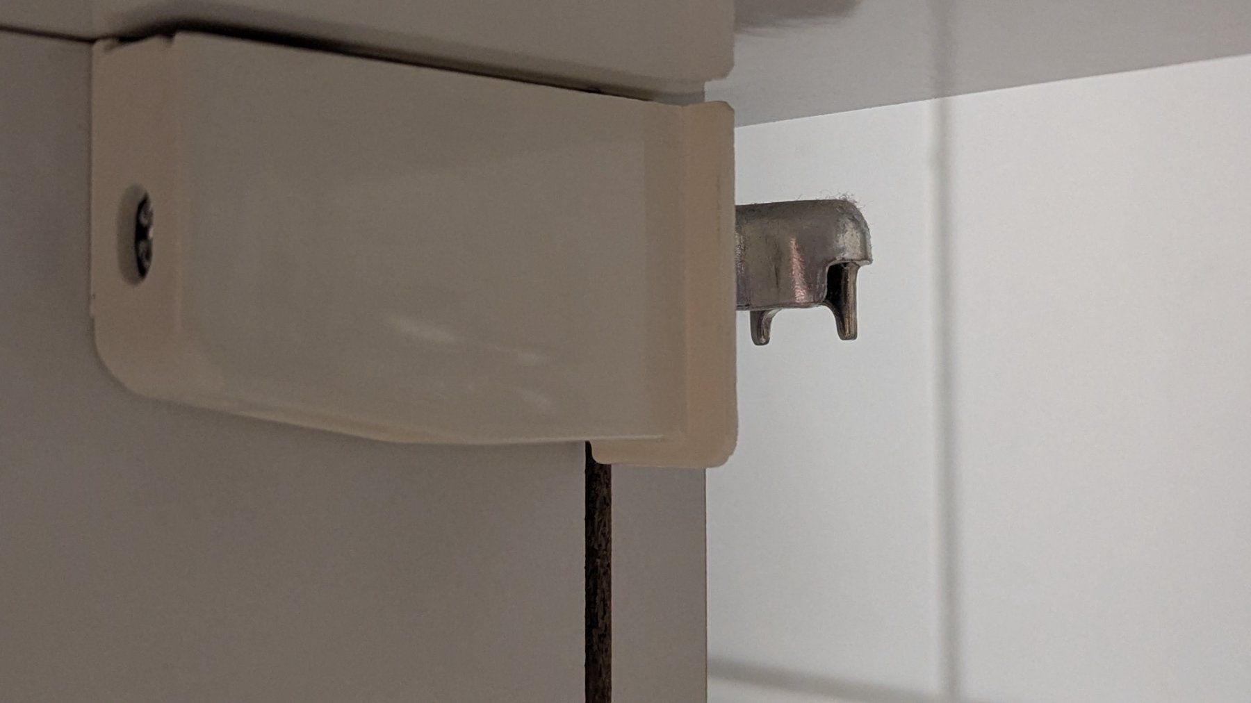 Installations & Meubles: Waschbeckenunterschrank – D'occasion à Zürich par Dyouakin 2