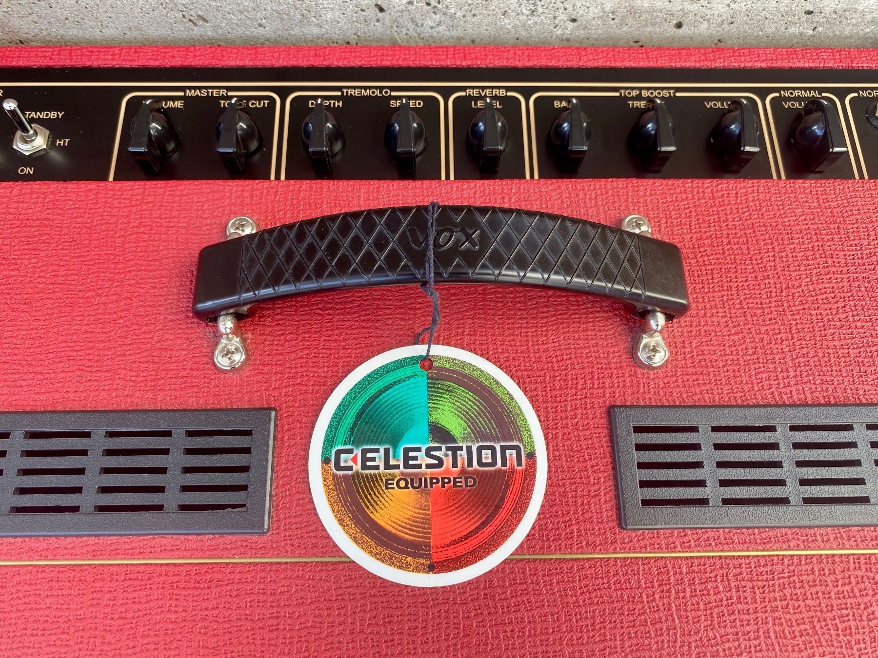 Vox Amplificatori: Vox AC15 C1-RD Limited Edition – Usato da Winterthur venduto da Crazycorner 3