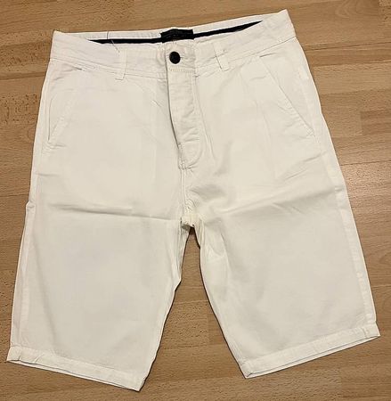 Bershka kurze Hose weiss