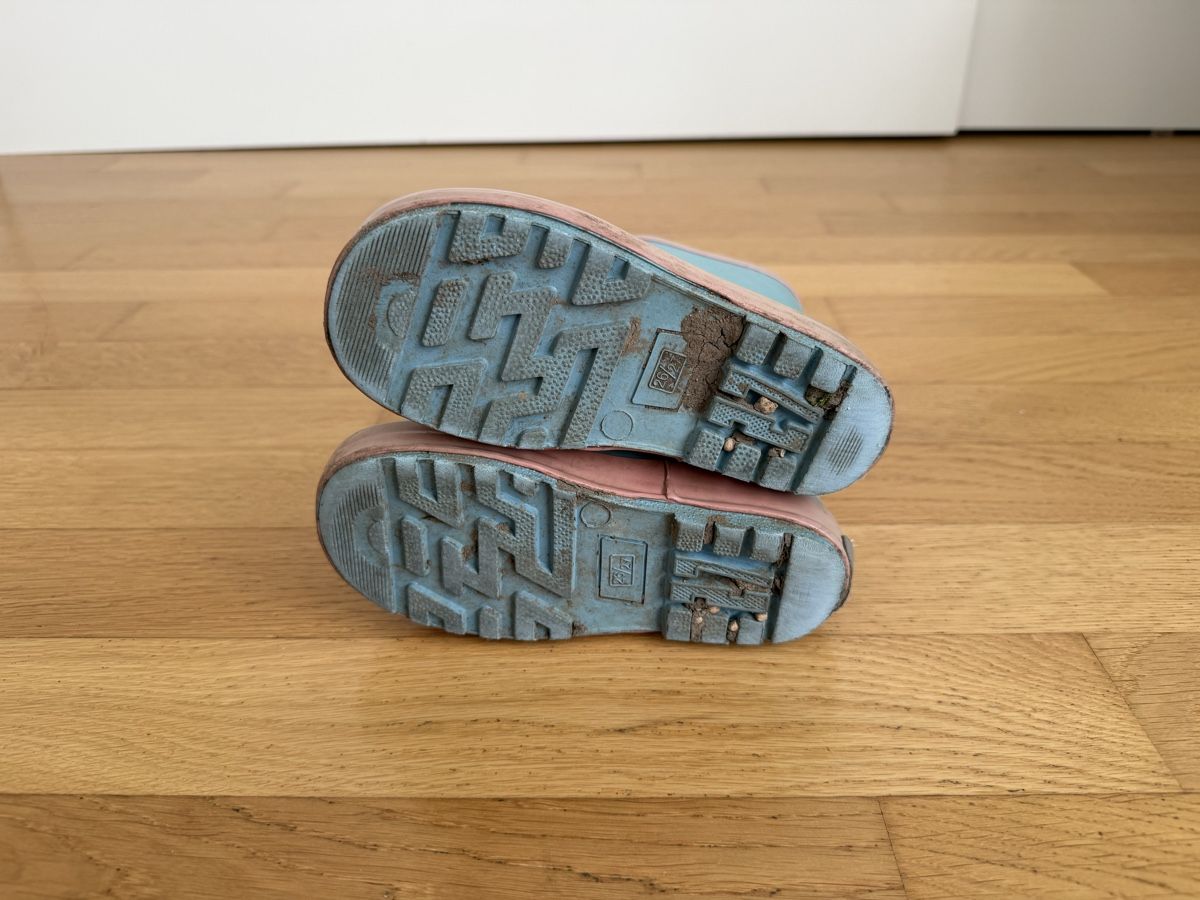 Scarpe per ragazzi: Winterschuhe/Boots Laredoute Gr22 – Usato da Zürich venduto da audrey_dri 1