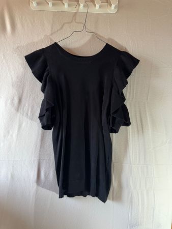 Schwarzer Cold Shoulder Pullover von Sfera Gr. S