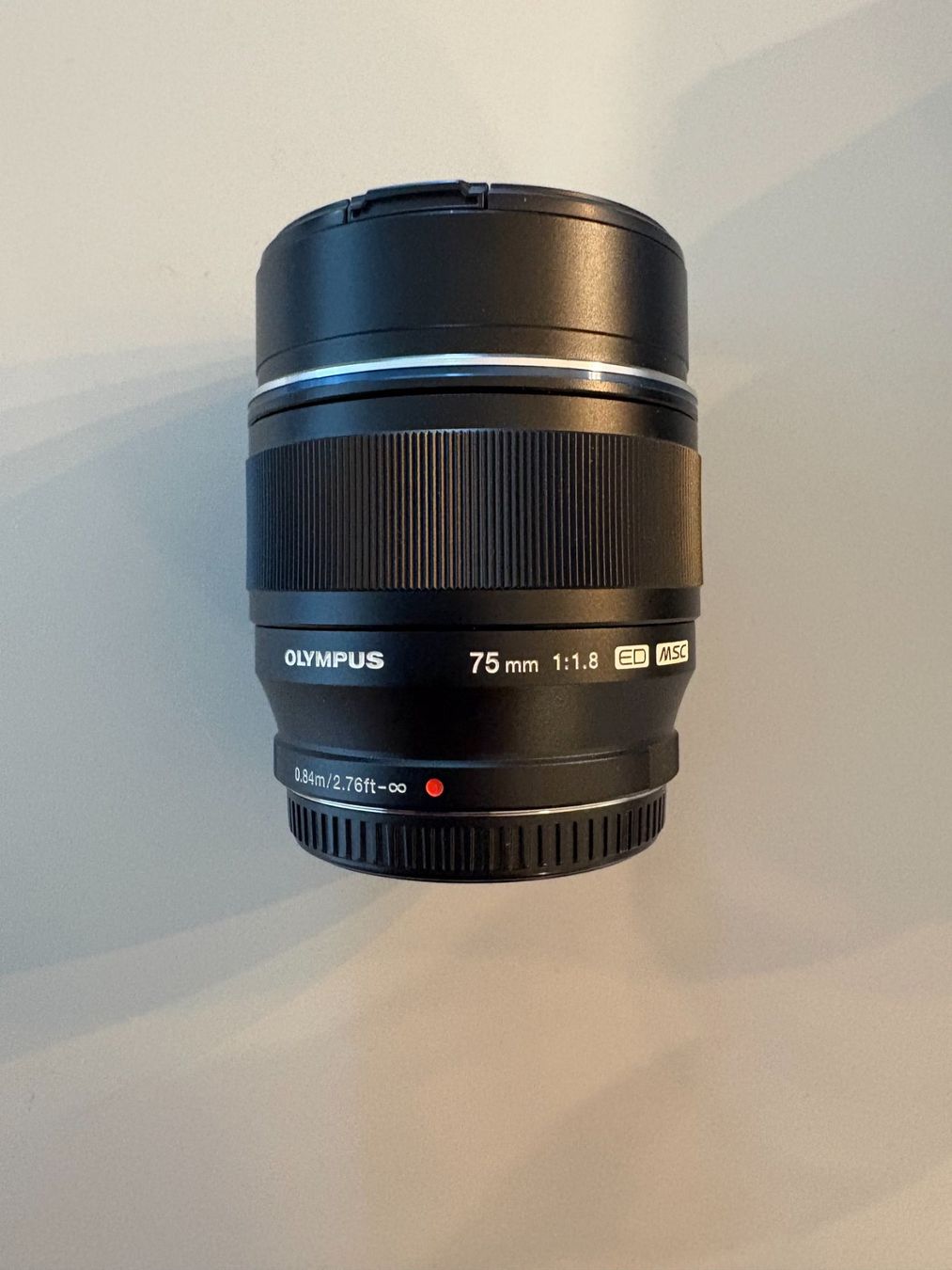 OM System Obiettivi: Olympus Objektiv M.Zuiko Digital 75mm 1:1.8 – Usato da Rapperswil SG venduto da FlightAddict 2