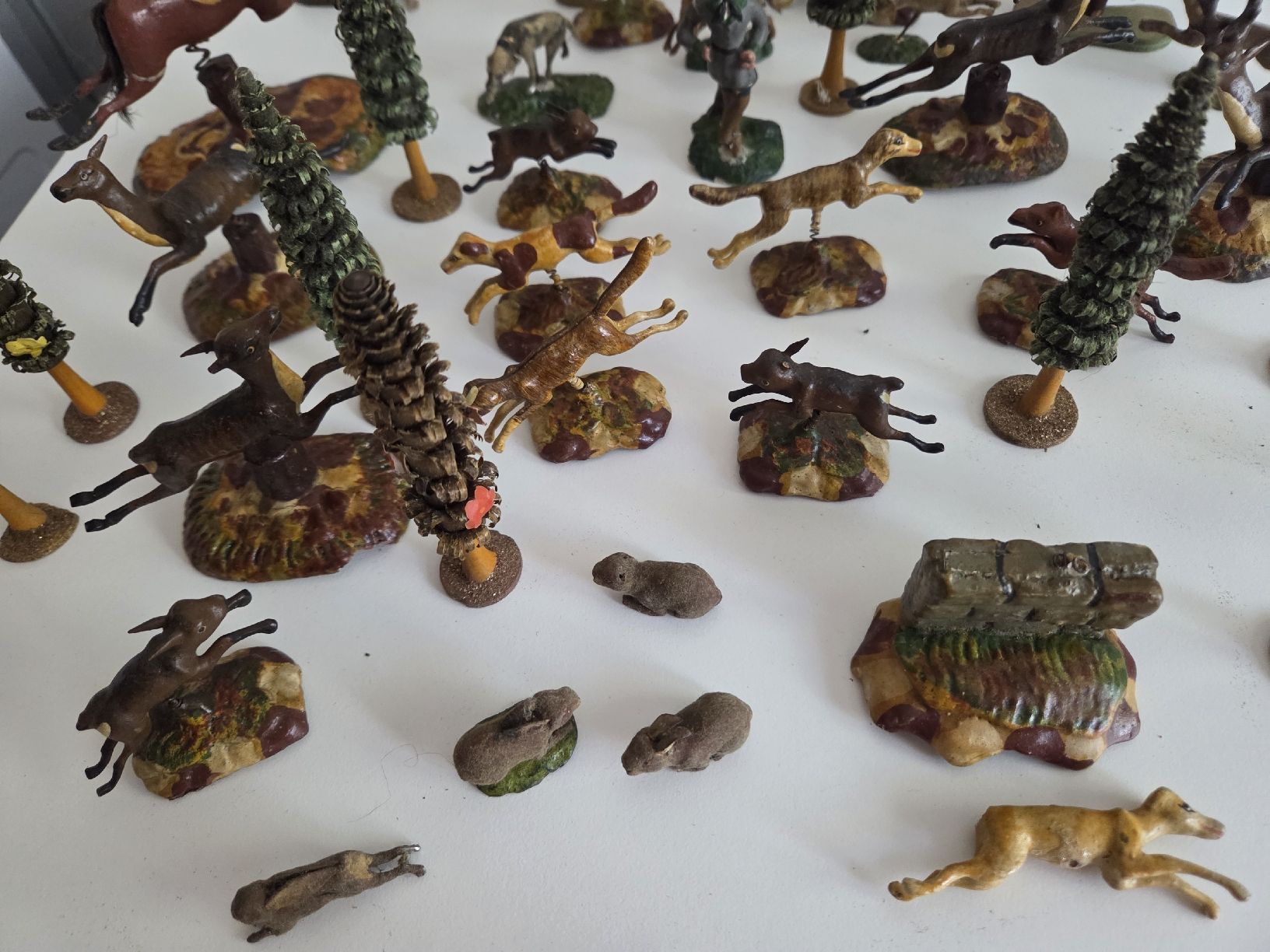 Alle Dekorationen: Miniatur "Jagd" Konvolut Deko – Defekt aus Münchenstein von Piccolo013 4