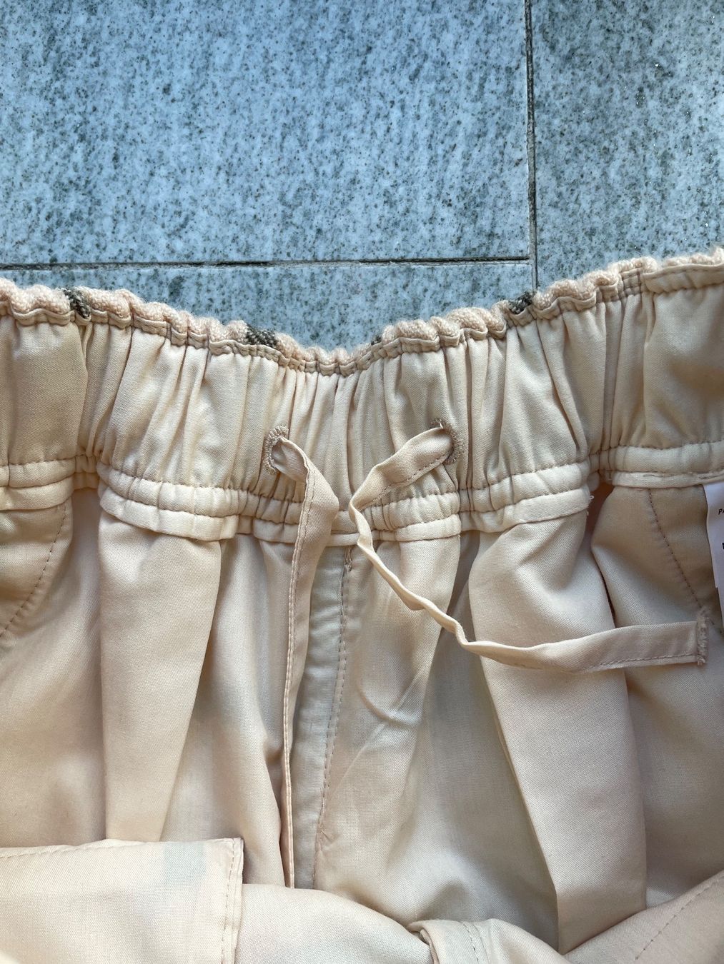 Pantaloni: Coole Trainerhose mit lässigem Schnitt – Nuovo (secondo la descrizione) da Zürich venduto da sandro_colombini 3