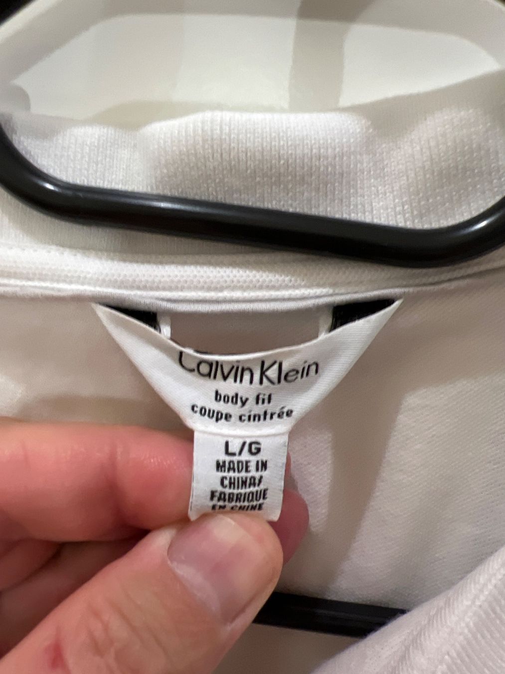 Calvin Klein Magliette Polo: Calvin Klein – Usato da Menzingen venduto da Dali2504 1