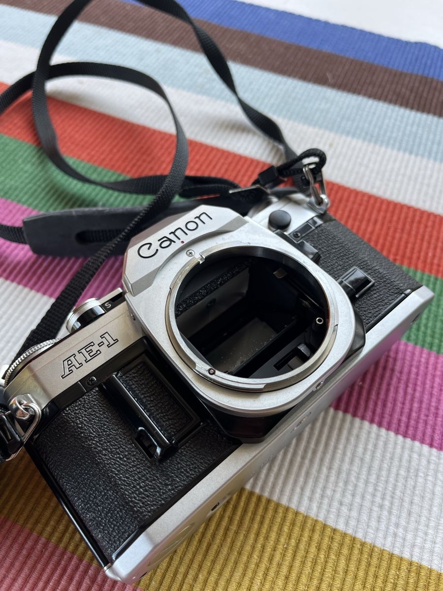 Canon Fotocamera: Canon AE1 – Usato da Stans venduto da Bridges_Vintage 7