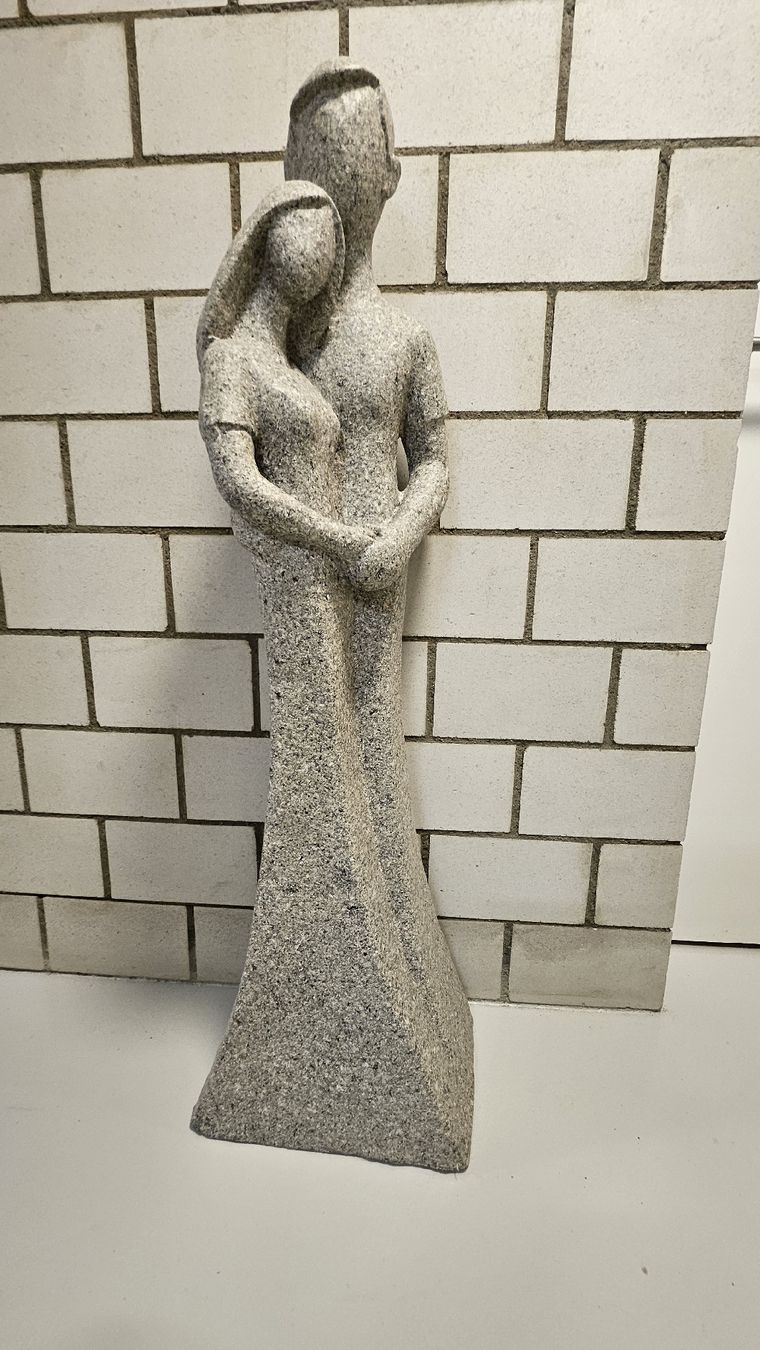 Sculture & Statue: Stein Statur (kein echter Stein) – Nuovo e nell'imballaggio originale da Buchs SG venduto da Tscherfi