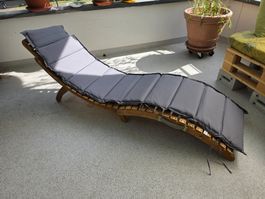 Liegestuhl aus Holz