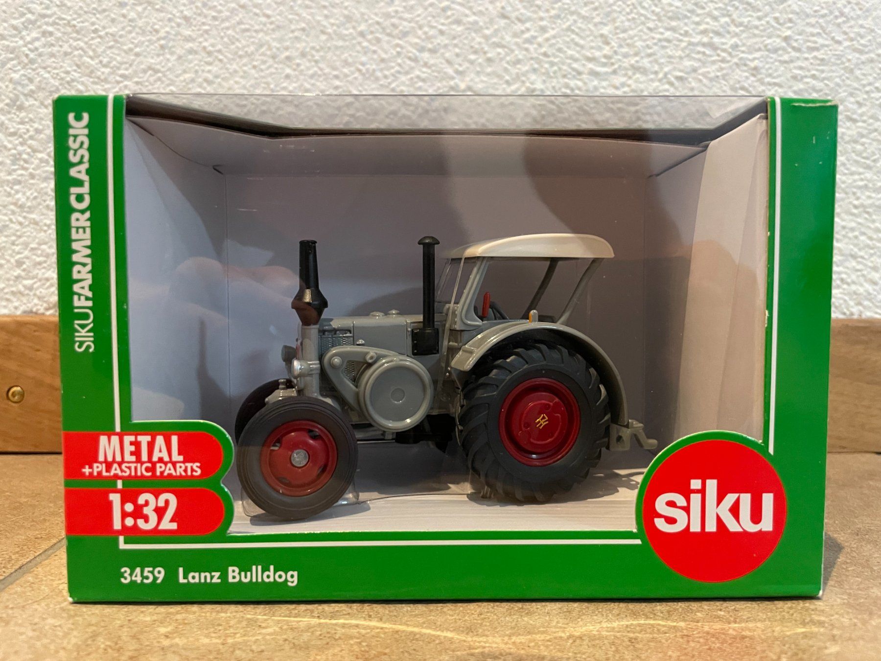 Lanz Bulldog Traktoren: SIKU Lanz Bulldog mit Sternrechen – Neu und originalverpackt aus Kreuzlingen von Stefan1150 1