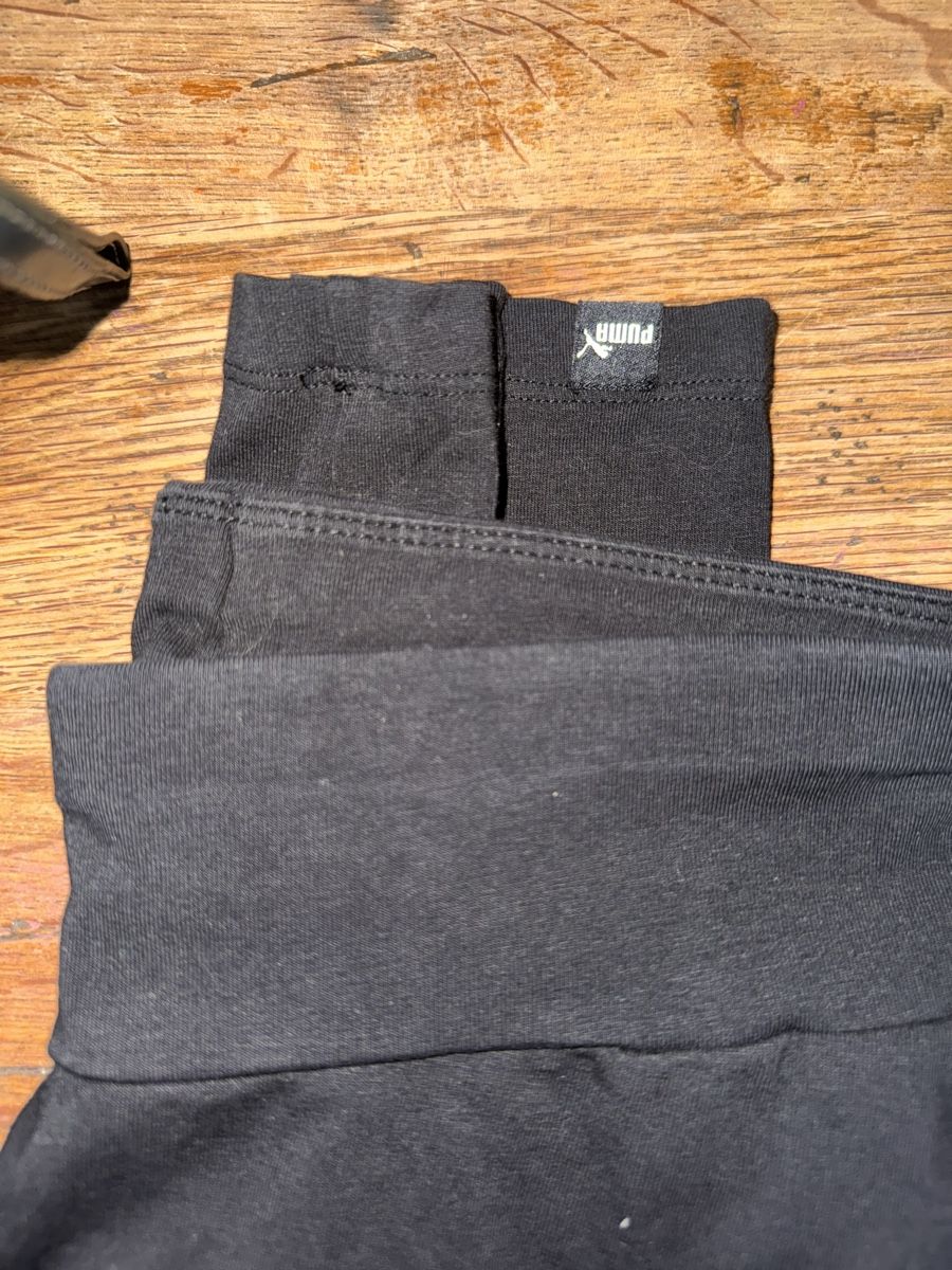 Puma Leggings: Puma Trainerleggins,wie neu – Usato da Visp venduto da Pastis 4