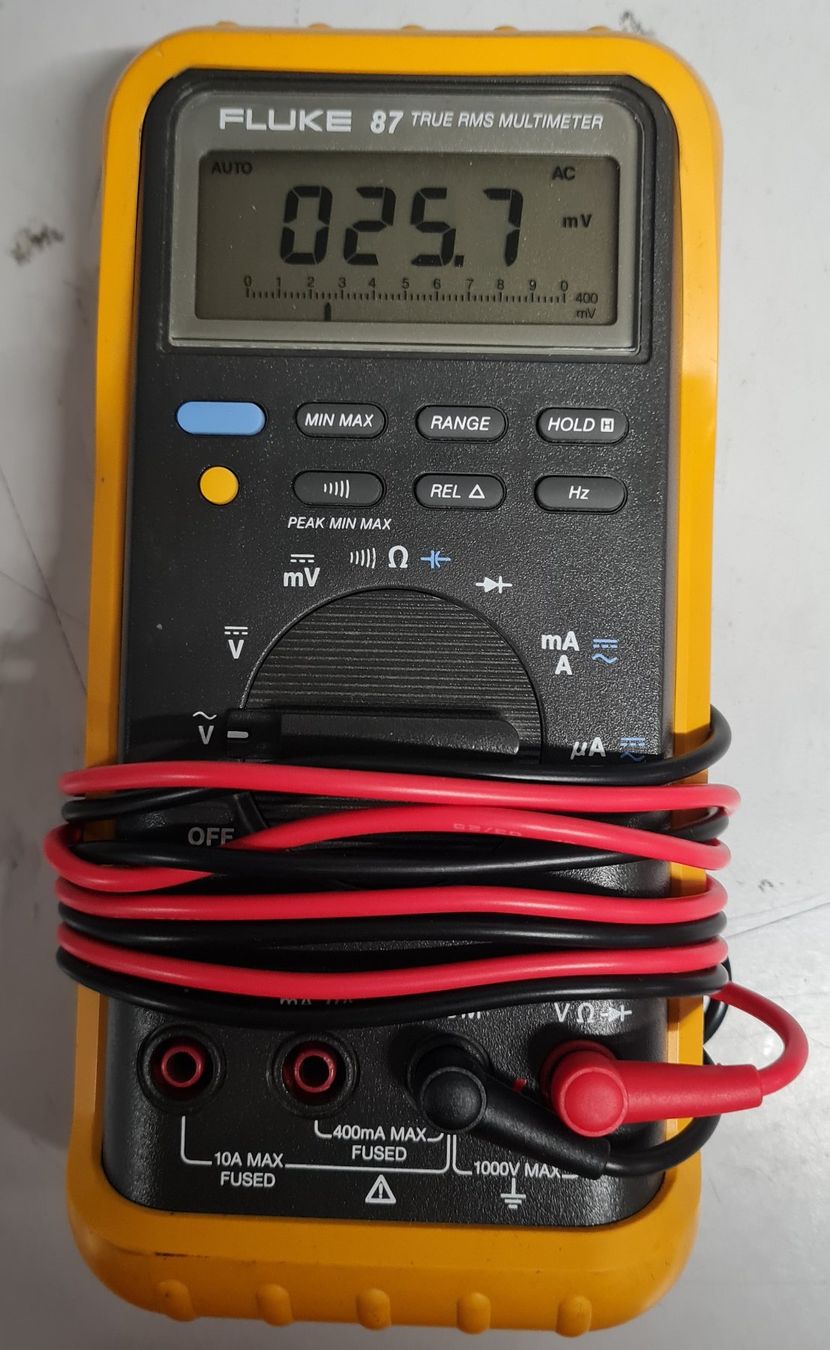 Fluke Messen: Fluke 87 mit Messpitzen Fluke TL75 – Gebraucht aus Horw von Arta20000 2