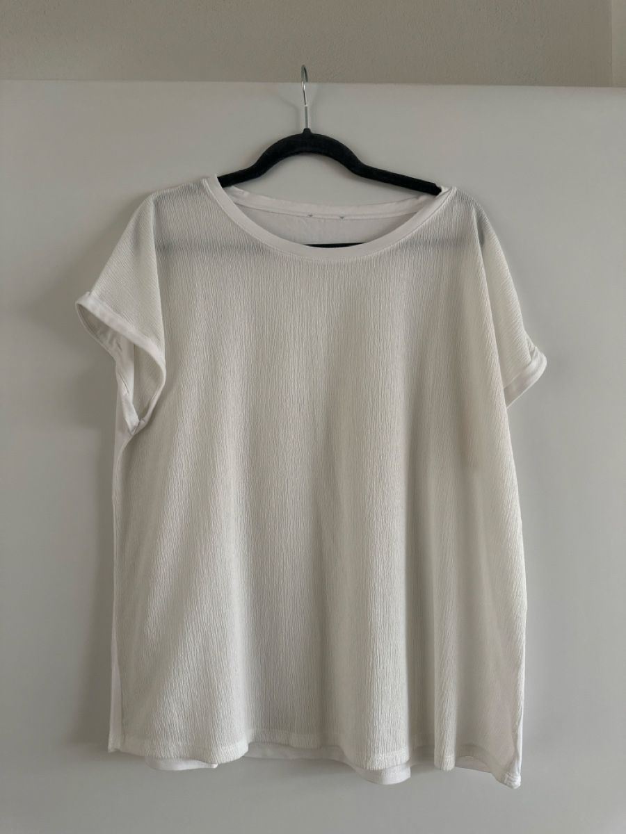T-shirt: Leichtes weisses T-Shirt ca. Gr. XL – Usato da Emmen venduto da moodle13