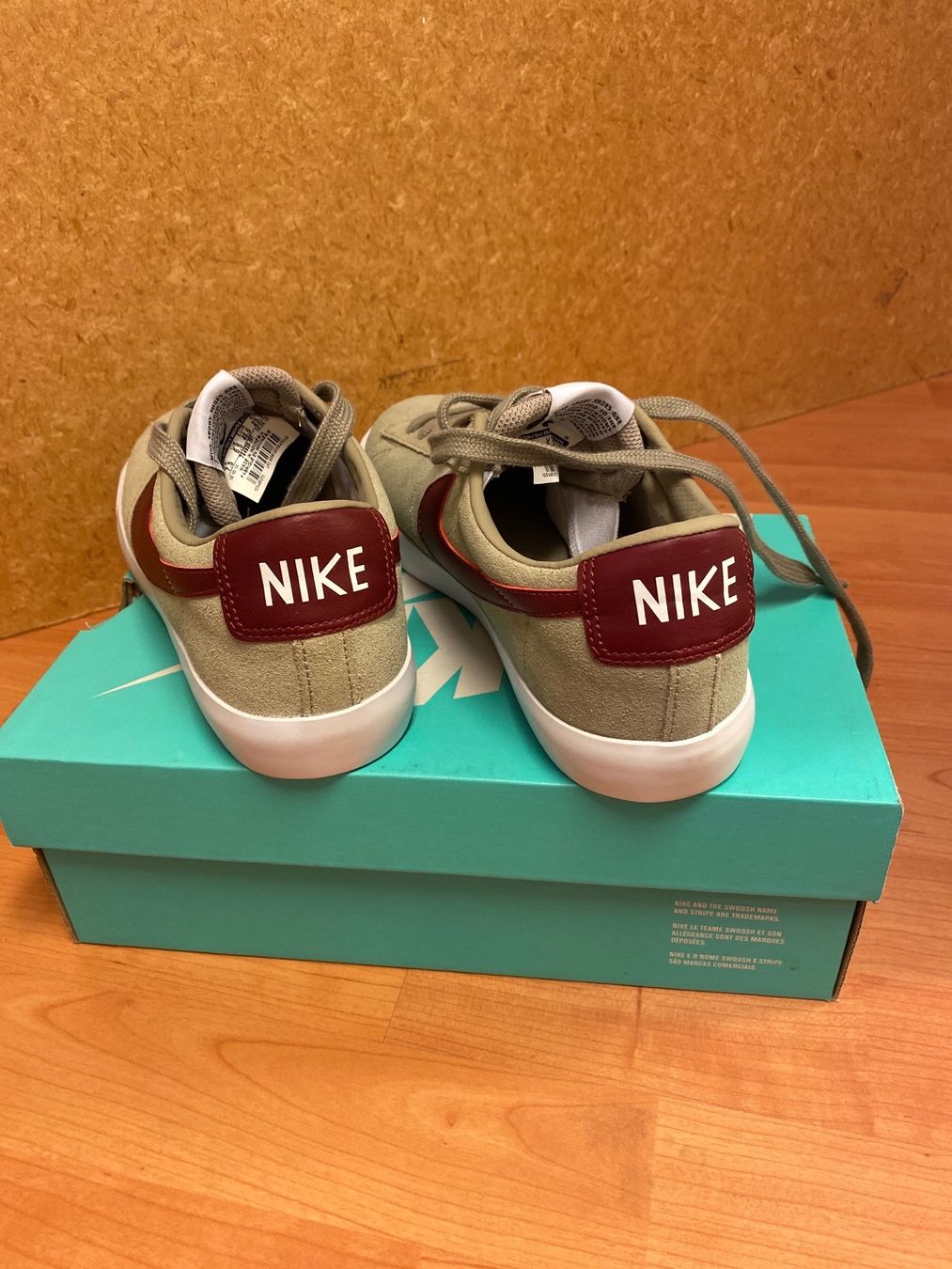 Nike Scarpe da uomo: NIKE Blazer Low GT 40.5 – Nuovo e nell'imballaggio originale da Schaffhausen venduto da Fresh-Stuff 1