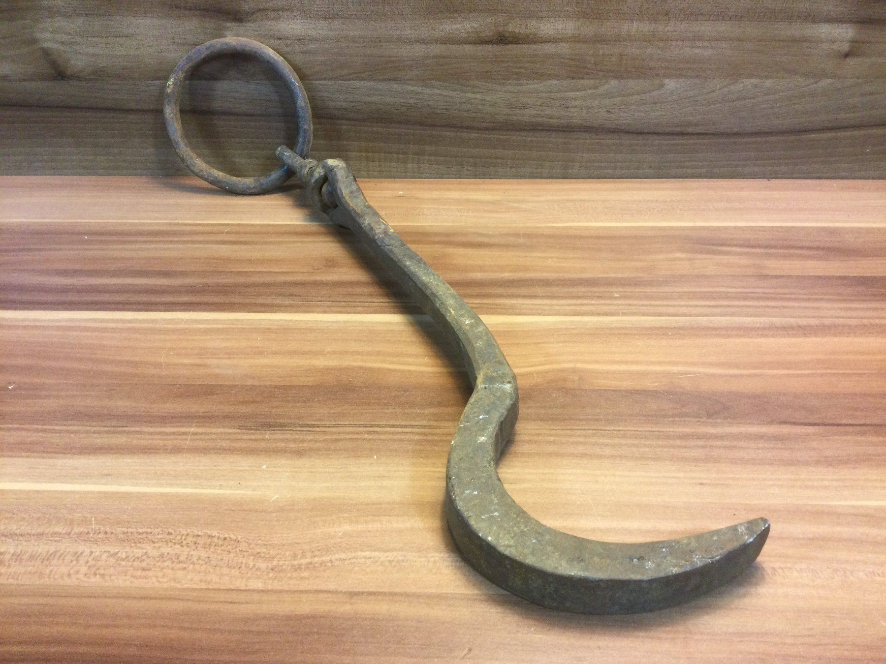 Attrezzi da lavoro: Antiker Handgeschmiedeter massiver Eisenring mit Haken – Usato da Wangen SZ venduto da kuriosum12 6