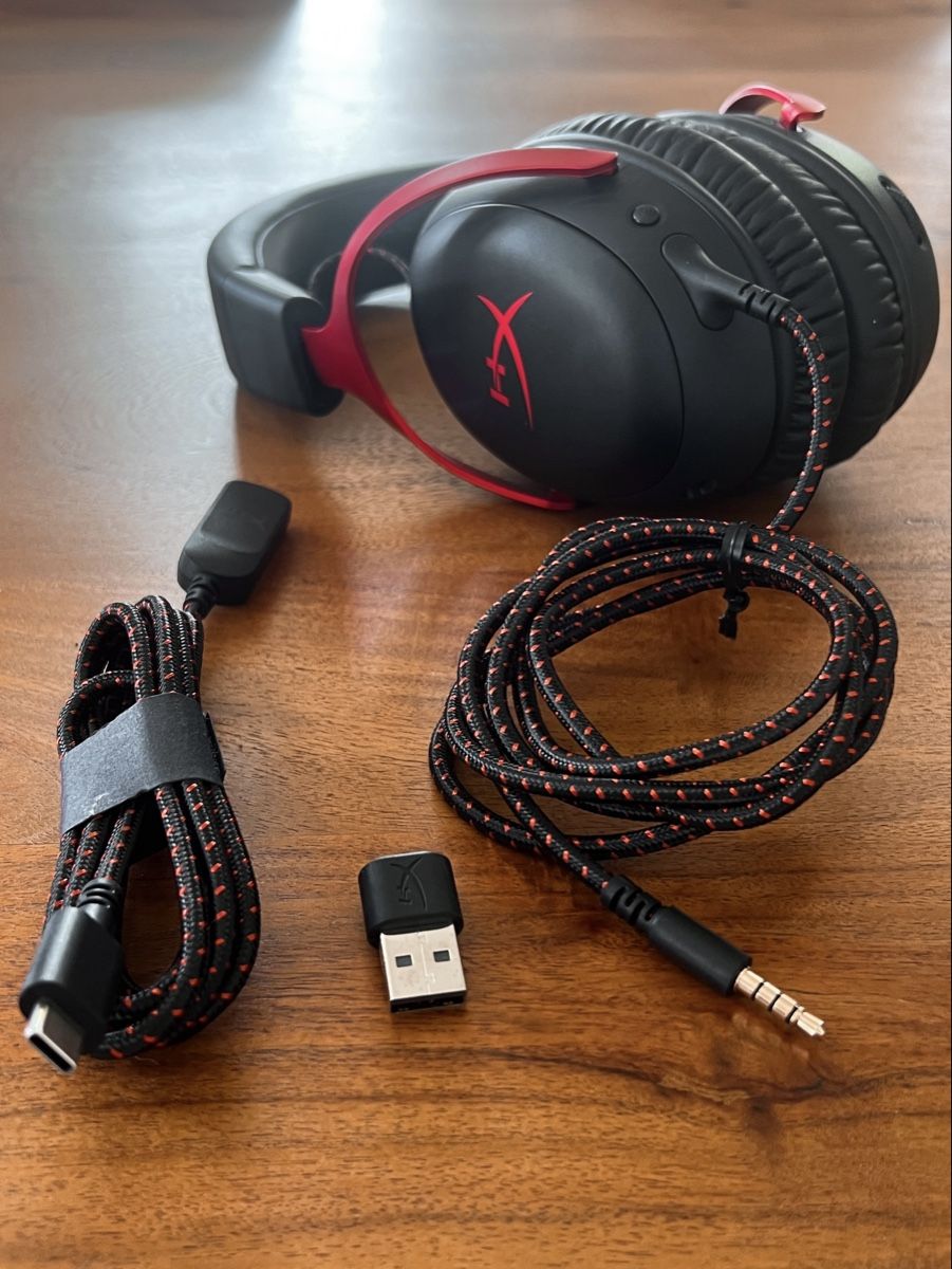Hyperx Cuffie: HyperX Cloud III Schwarz/Rot Gaming-Kopfhörer, ohne Mikrofon – Usato da Gossau SG venduto da Alex_Tech 3
