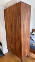 Schrank massiv Nussbaum