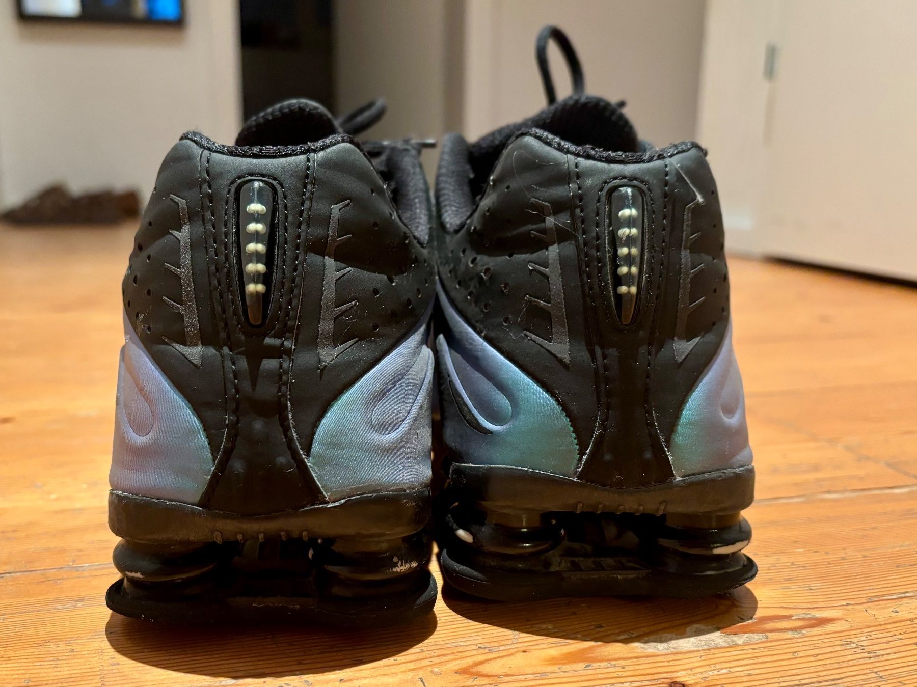 Nike Scarpe da uomo: Nike Shox R4 – Nuovo (secondo la descrizione) da Zürich venduto da ligr 1