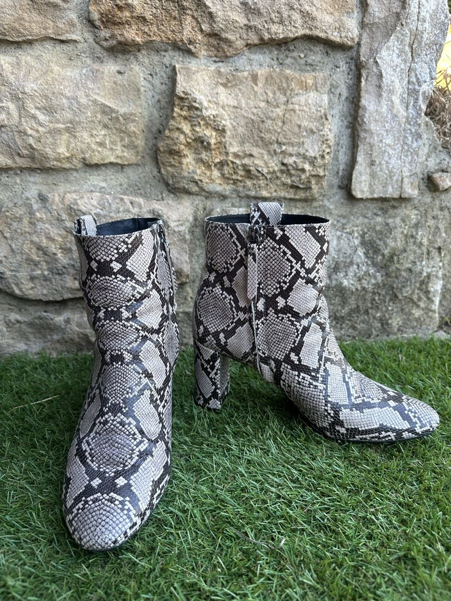Geox Scarpe da donna: Bottines - Geox - 38.5 – Usato da Fregiécourt venduto da Mremr57 2