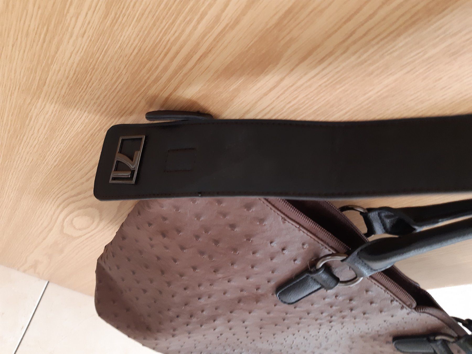 Taschen für Damen: Handtasche von Settantuno – Gebraucht aus Rothenthurm von Meitli18 2