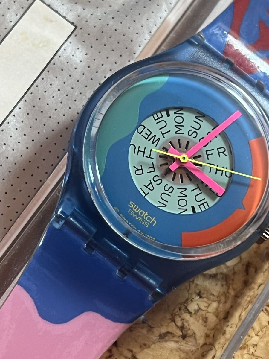 Swatch Uhren: Swatch Uhr Datum FARBIG – Gebraucht aus Laufen von belleskulptur 3