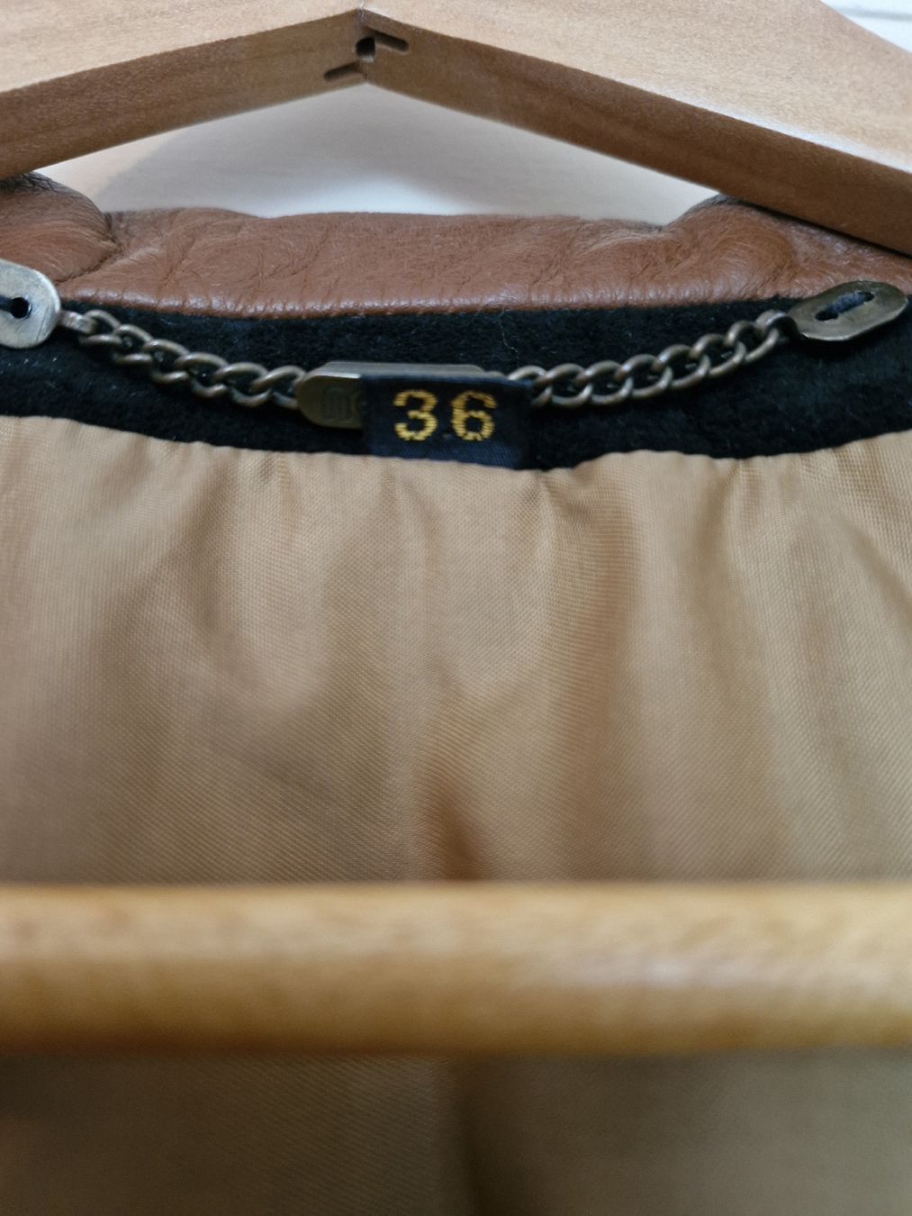 Giacche: Vintage Lederjacke, Norma Modell, Echtleder Gr. 36 – Usato da Bern venduto da rafikii 5