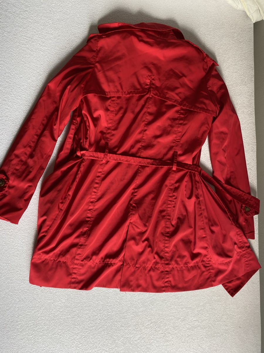 Mango Cappotti: Trench Mango Basics Rouge Taille S - Idéal mi-saison! – Usato da geneve venduto da cey_5ywd 2