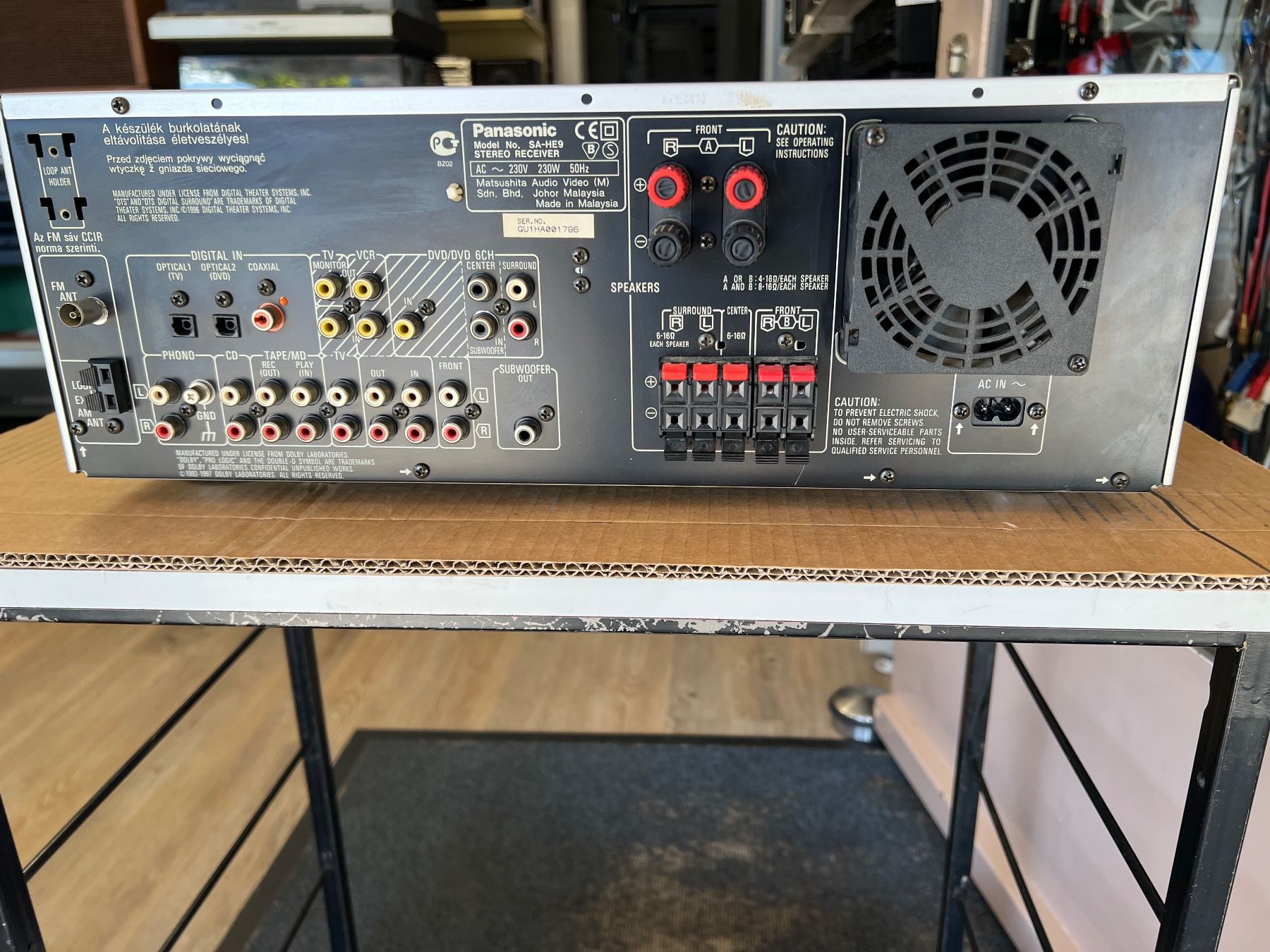 Panasonic Home Cinema: Panasonic AV Control Receiver SA-HE9 gebraucht silber – Usato da Gebenstorf venduto da Secondtronik 8