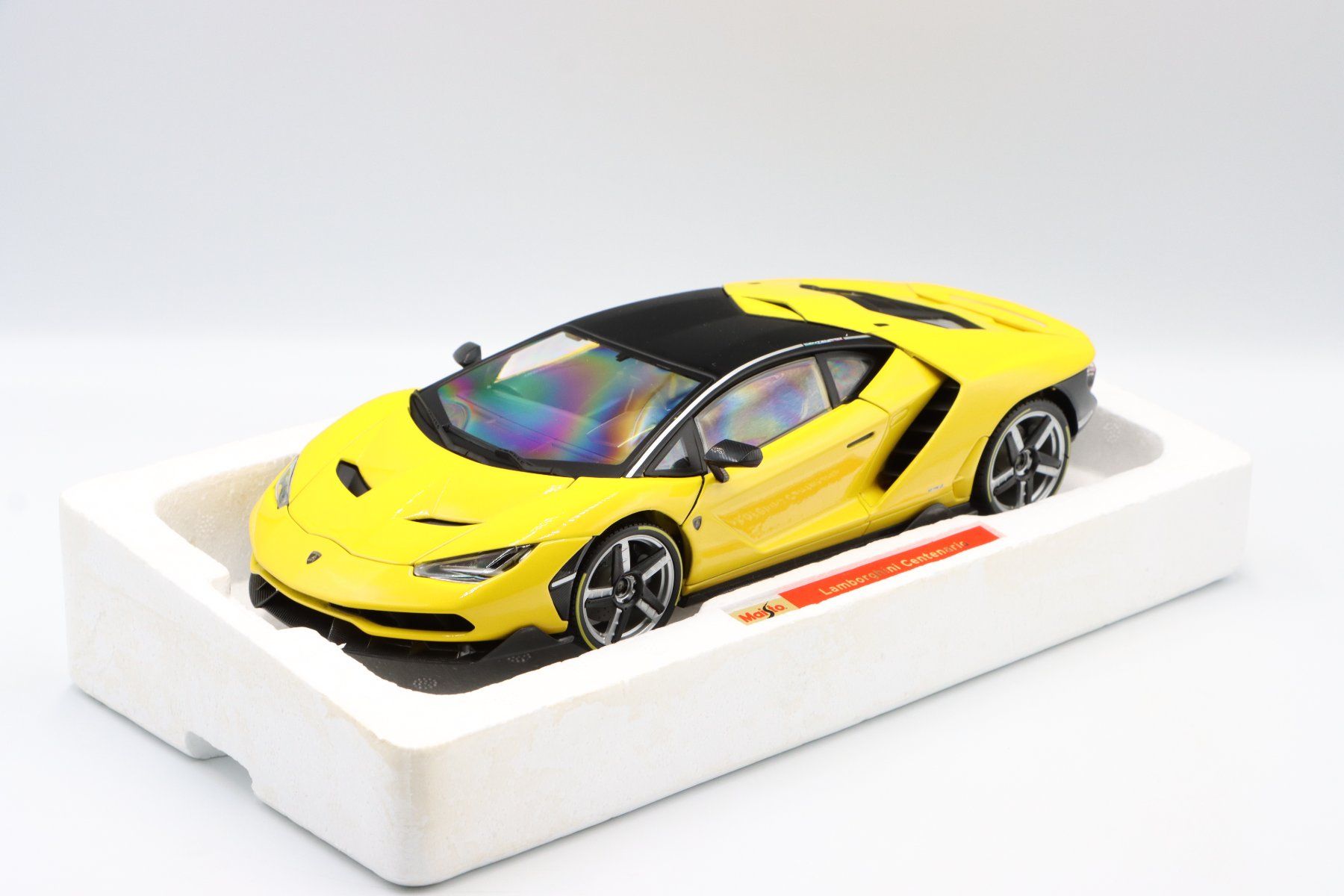 Lamborghini Modellini d'auto: Lamborghini Centenario 2016 1:18 Maisto Exclusive – Nuovo e nell'imballaggio originale da Bühl b.Aarberg venduto da modelldiecast 3