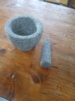 Mortier en granit massif avec pilon - Idéal cuisine!