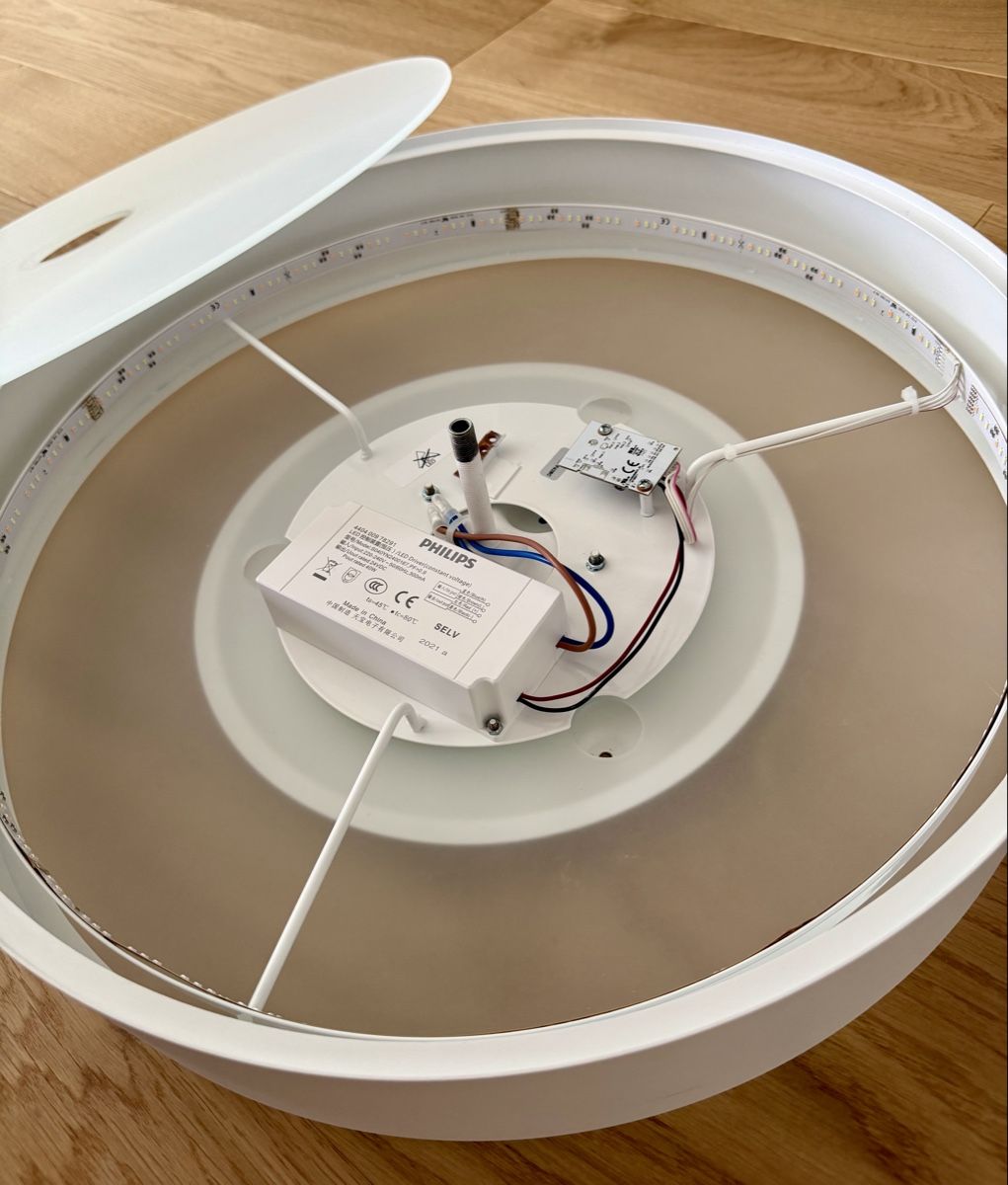 Philips Kronleuchter & Deckenlampen: Philips LED Deckenleuchte 33.5W-sehr gutter Zustand  – Gebraucht aus Küsnacht ZH von mar_tr9p 3
