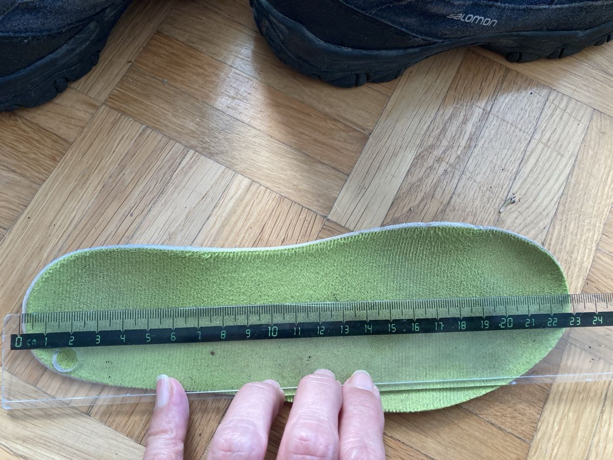 Chaussures hommes: Wanderschuhe Gr.35 Salomon – D'occasion à Zürich par kiskinfam 4