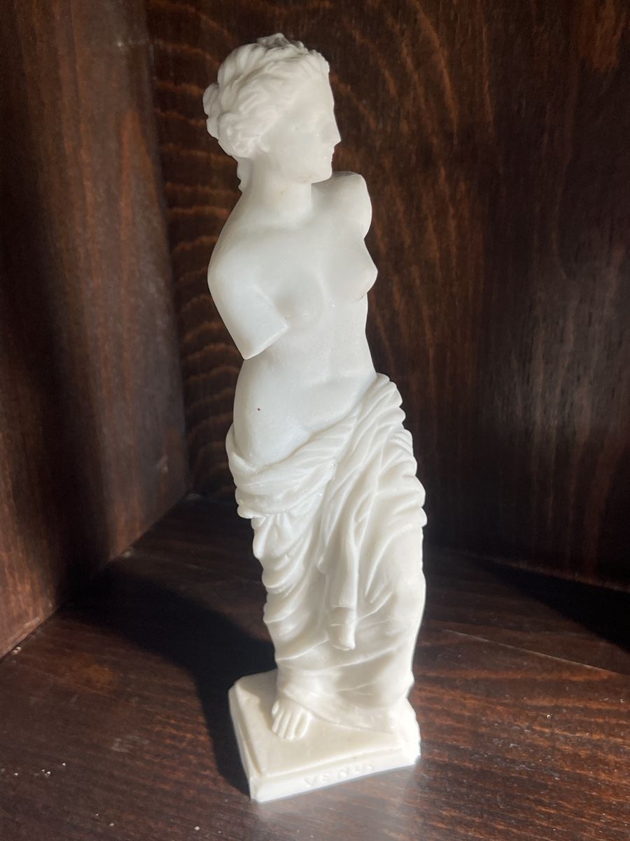 Tutte le decorazioni: Marmorstatue Frau – Usato da Niederglatt ZH venduto da AnFleischmann 2
