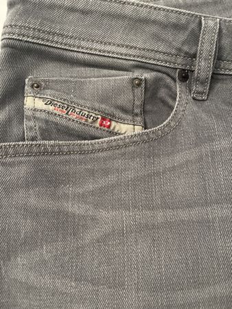 🏍️ Diesel grey vintage look jeans