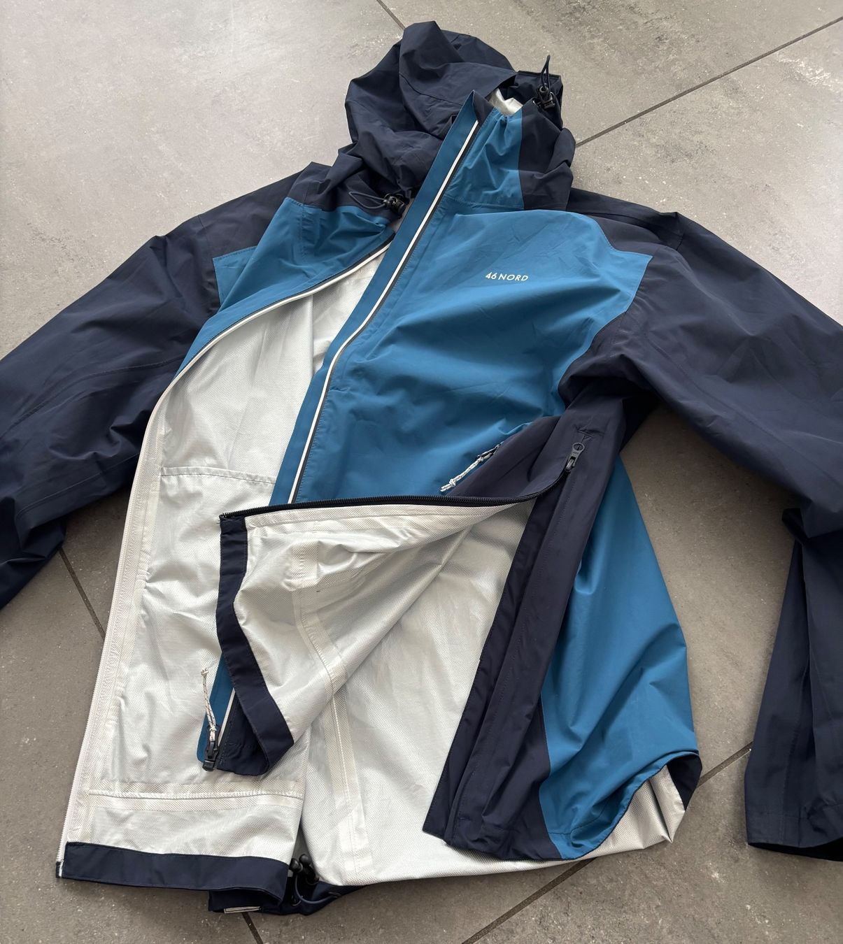 Giacche: 46 Nord Regenjacke, Grösse XL – Usato da Buchs AG venduto da Byru 3