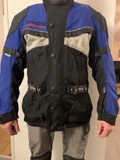 Giacche: Motorradjacke – Usato da Cormérod venduto da Lommerzheim
