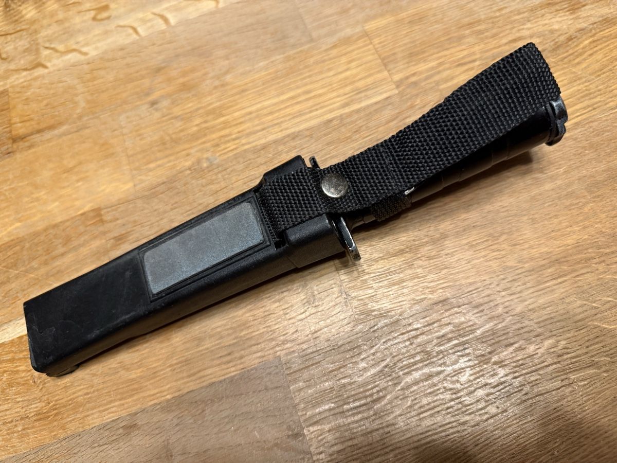 Posate: Überlebensmesser Taiwan Kampfmesser  – Usato da Goldach venduto da Messerguru 6