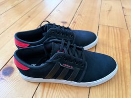 ADIDAS Seeley (42 2/3) neu/ungetragen