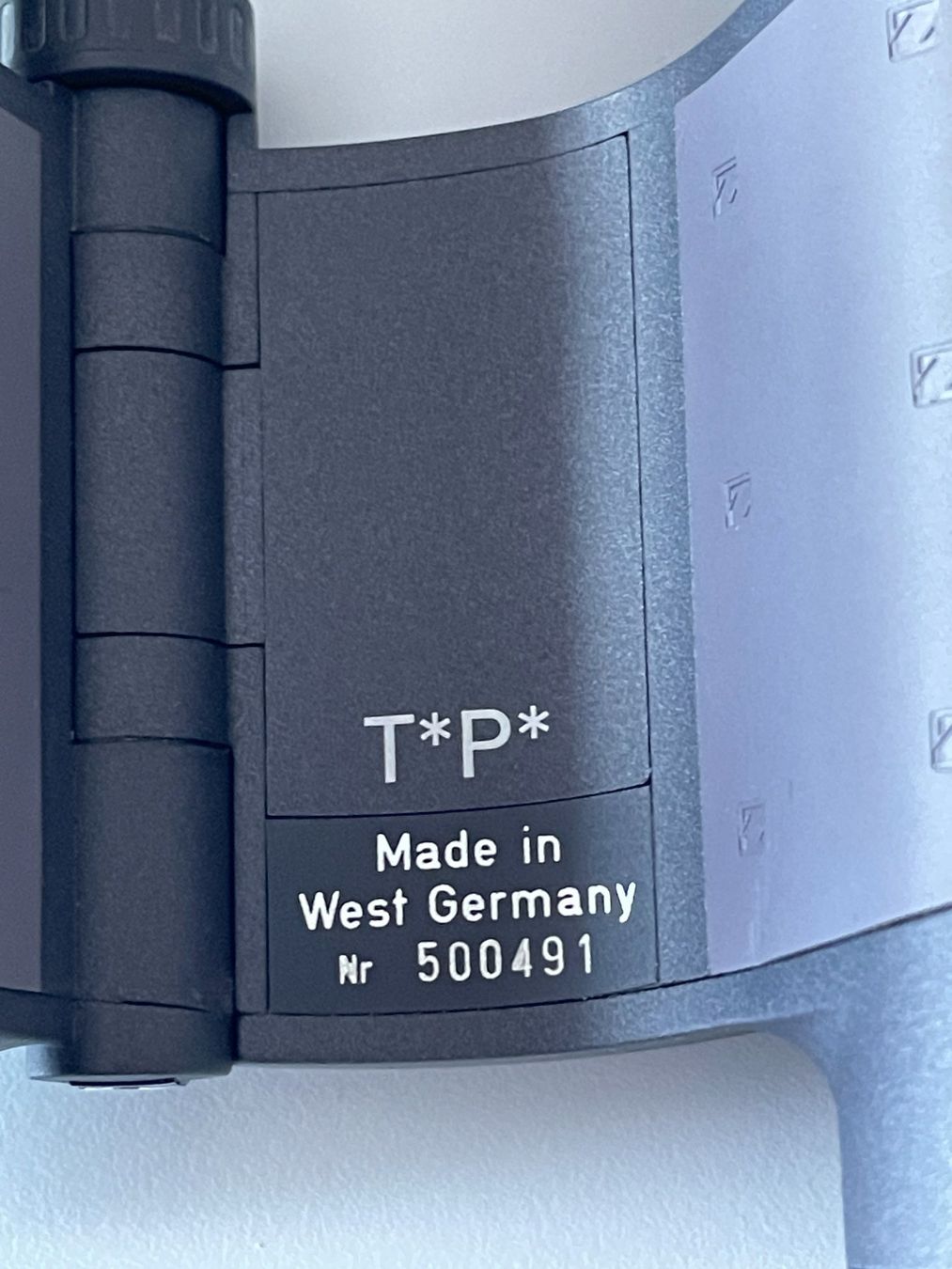 Zeiss Binocoli: Zeiss 8x20B - Kompaktfernglas - top Optik – Usato da Chur venduto da elifor 2
