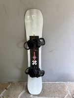 Snowboard burton con attacchi