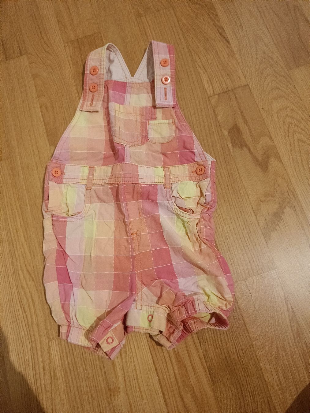 Hosen: Latzhose Grösse 80 – Gebraucht aus Jaberg von urig17.