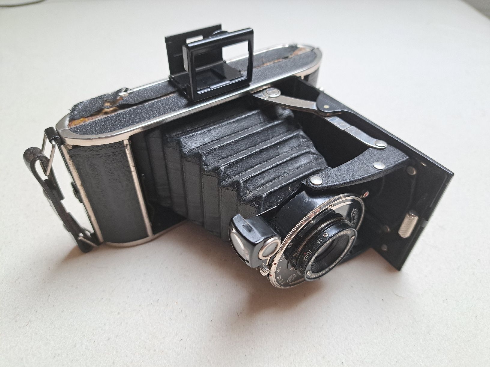 Voigtländer Fotocamera: Voigtländer Bessa - Voigtar 1:6.3 – Usato da Schaffhausen venduto da Oecher 2
