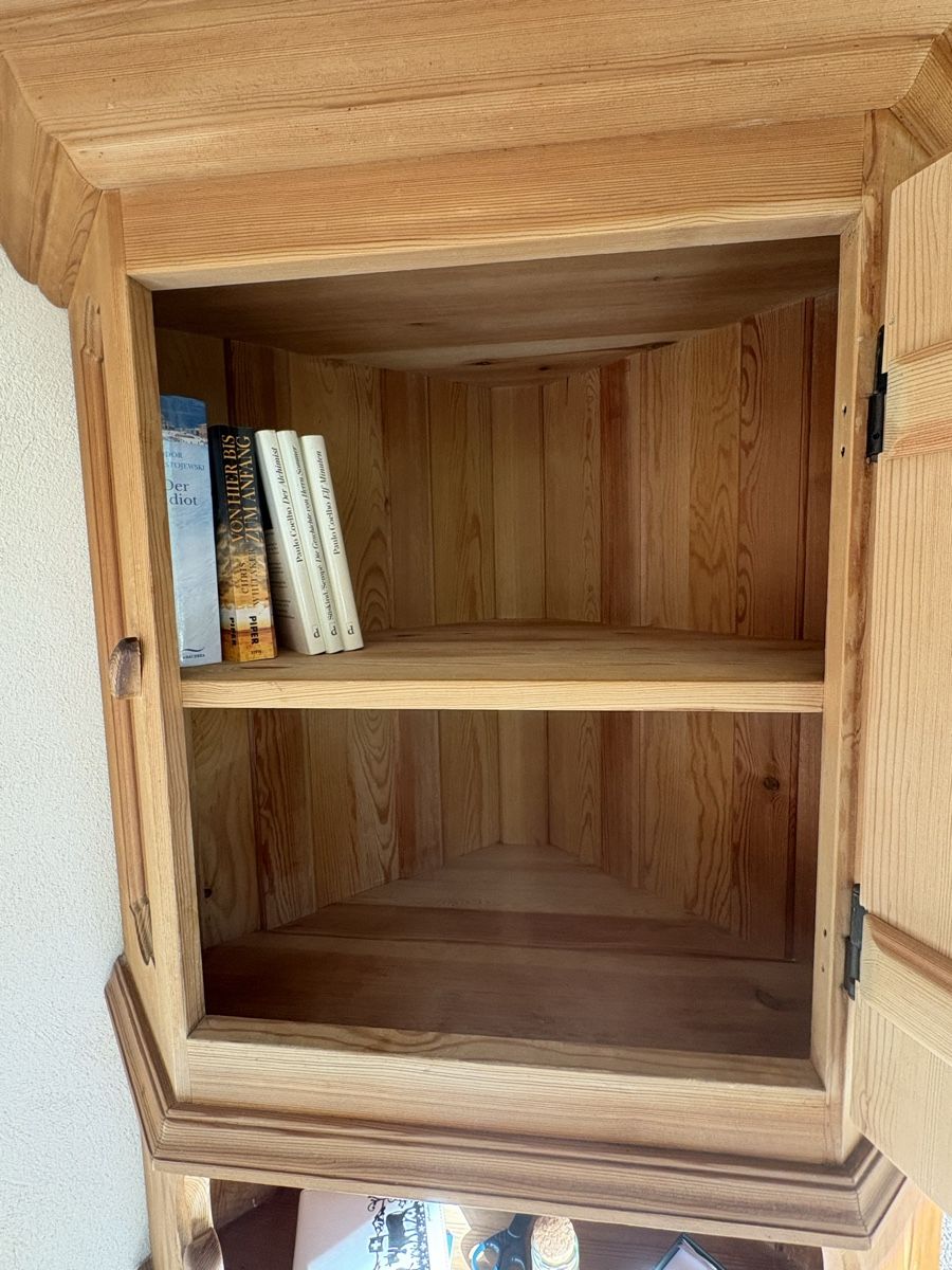 Büffets: Wunderschönes Eckmöbel Holz – Gebraucht aus Herisau von Kathrin_28 1
