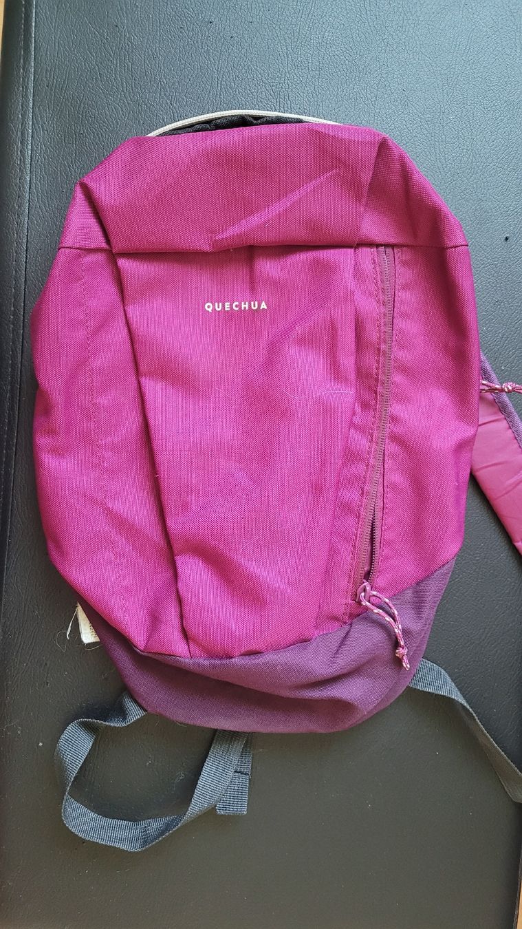 Decathlon Zaini: Petit sac de ballade – Usato da Bôle venduto da DamedePic