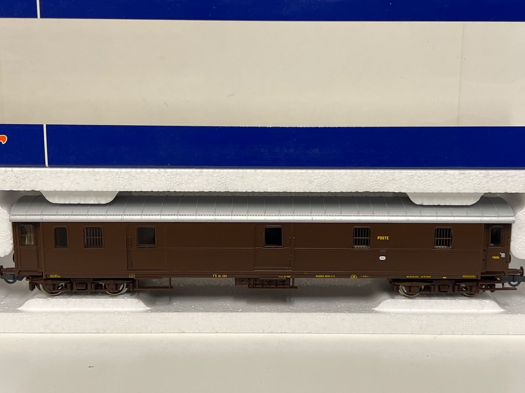 Roco Modellini di ferrovie: Roco 44695 FS Poste H0 DC – Nuovo e nell'imballaggio originale da Neuenhof venduto da ludovicco 2