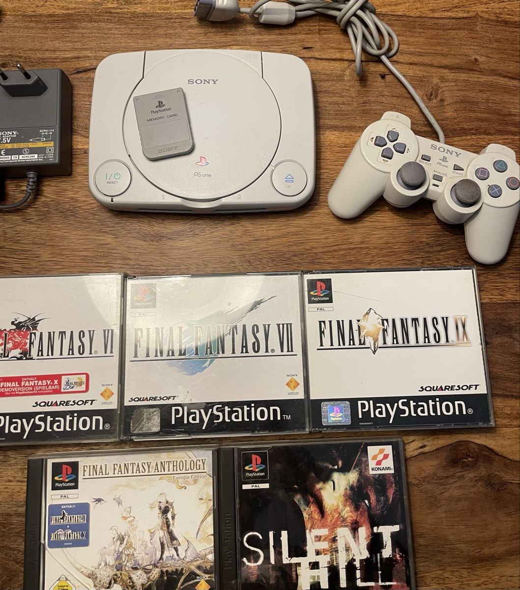 Sony Console: SONY PLAYSTATION 1 SLIM – Usato da Plons venduto da wartauchris 1
