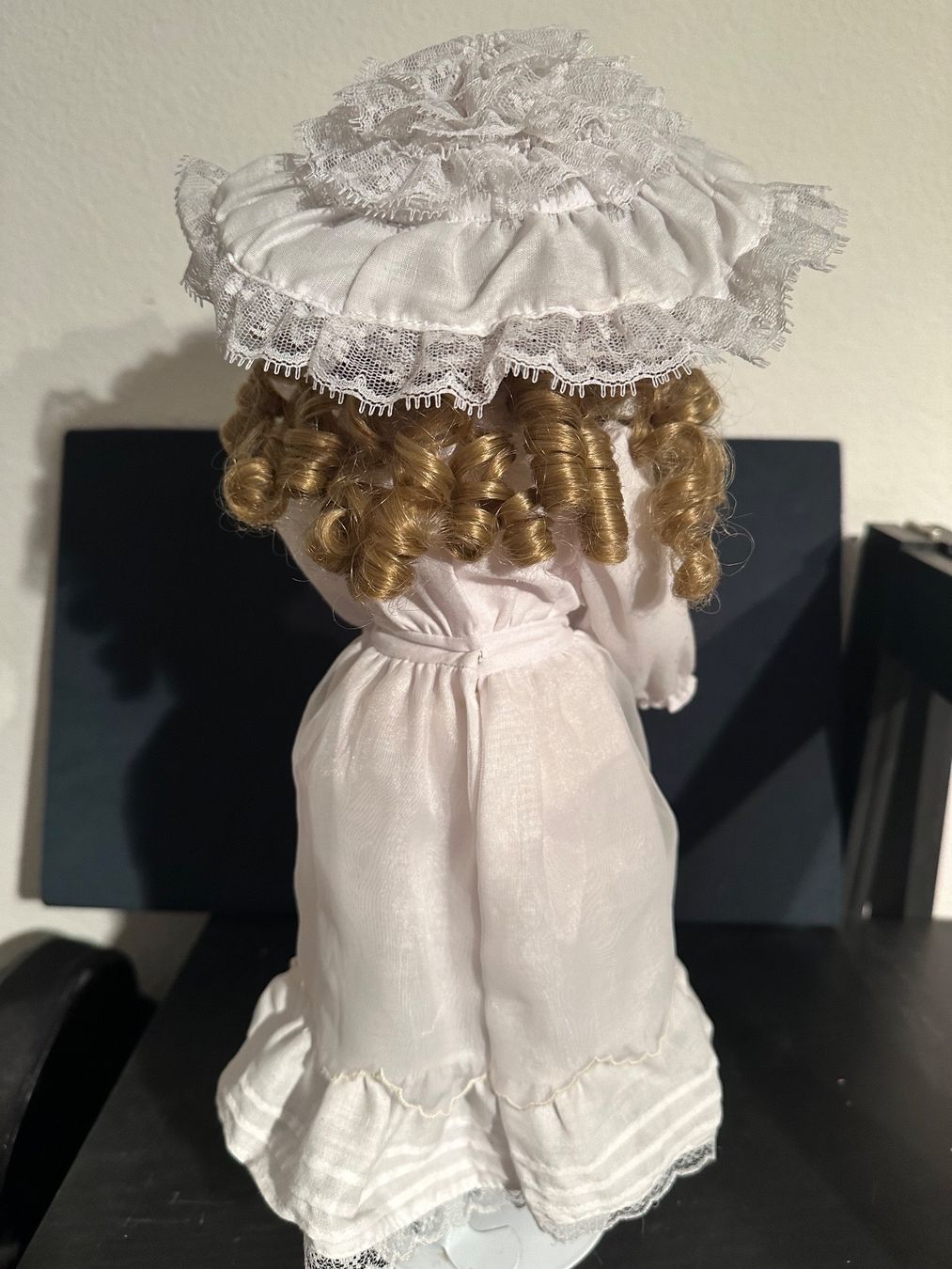 Puppen: Schöne Puppe aus der Asthon Drake Collection – Gebraucht aus Therwil von jas_vpt8 4