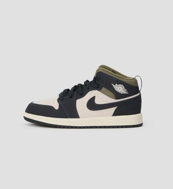 Jordan Scarpe per ragazzi: Nike Jordan 1 Mid Gr. 33 NEU – Nuovo e nell'imballaggio originale da Waltenschwil venduto da hansnine