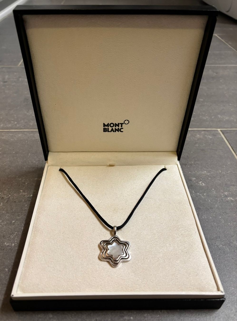 Montblanc Ketten: Star Mont Blanc-Kollektionsset komplett – Gebraucht aus Boltigen von Nici80