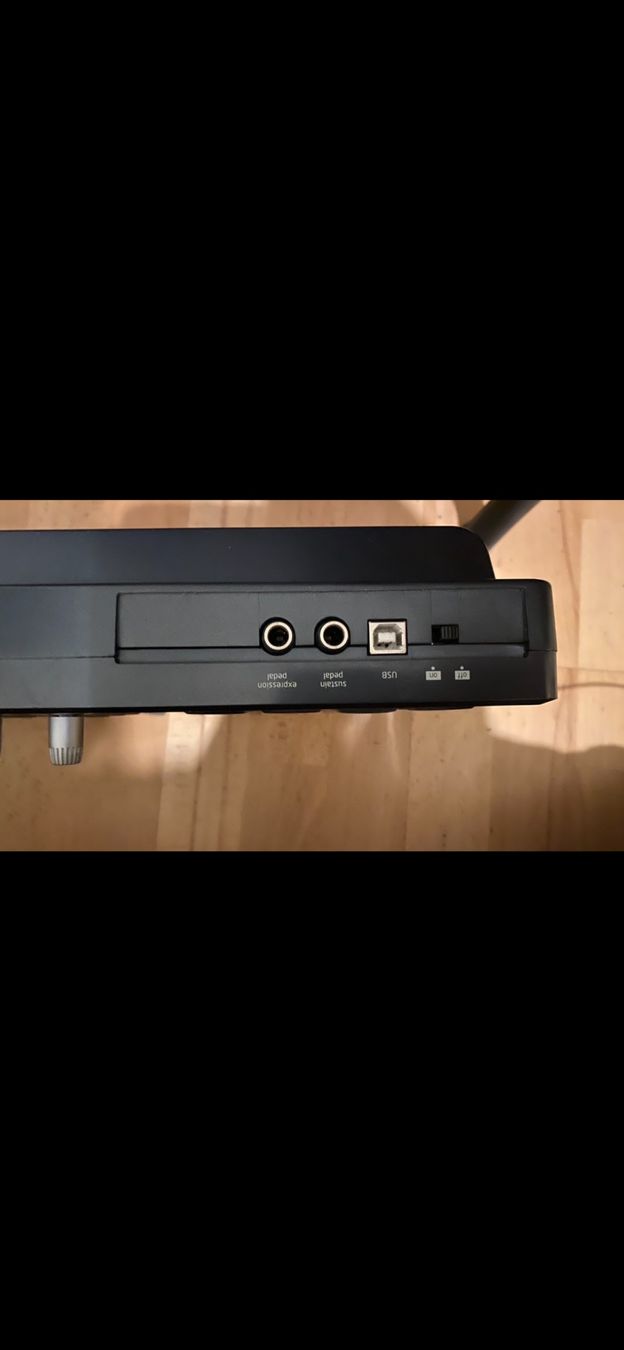 Console di mixaggio: Beginner Music Producer Setup – Usato da Luzern venduto da JAYJAY-LEMMING 4