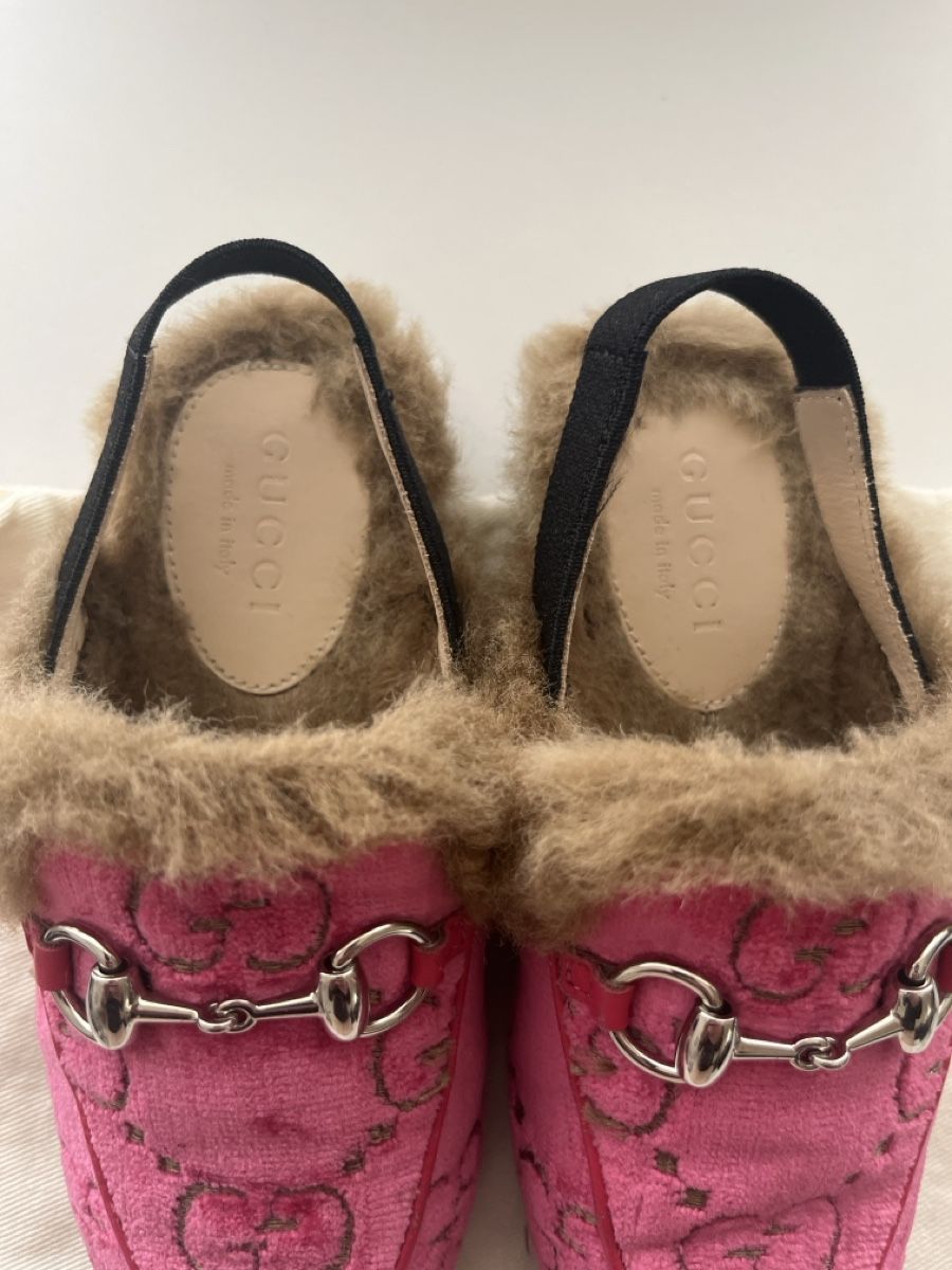 Gucci Scarpe per ragazze: Gucci Kids slippers, size 27 – Usato da Bolligen venduto da Mariola001 2